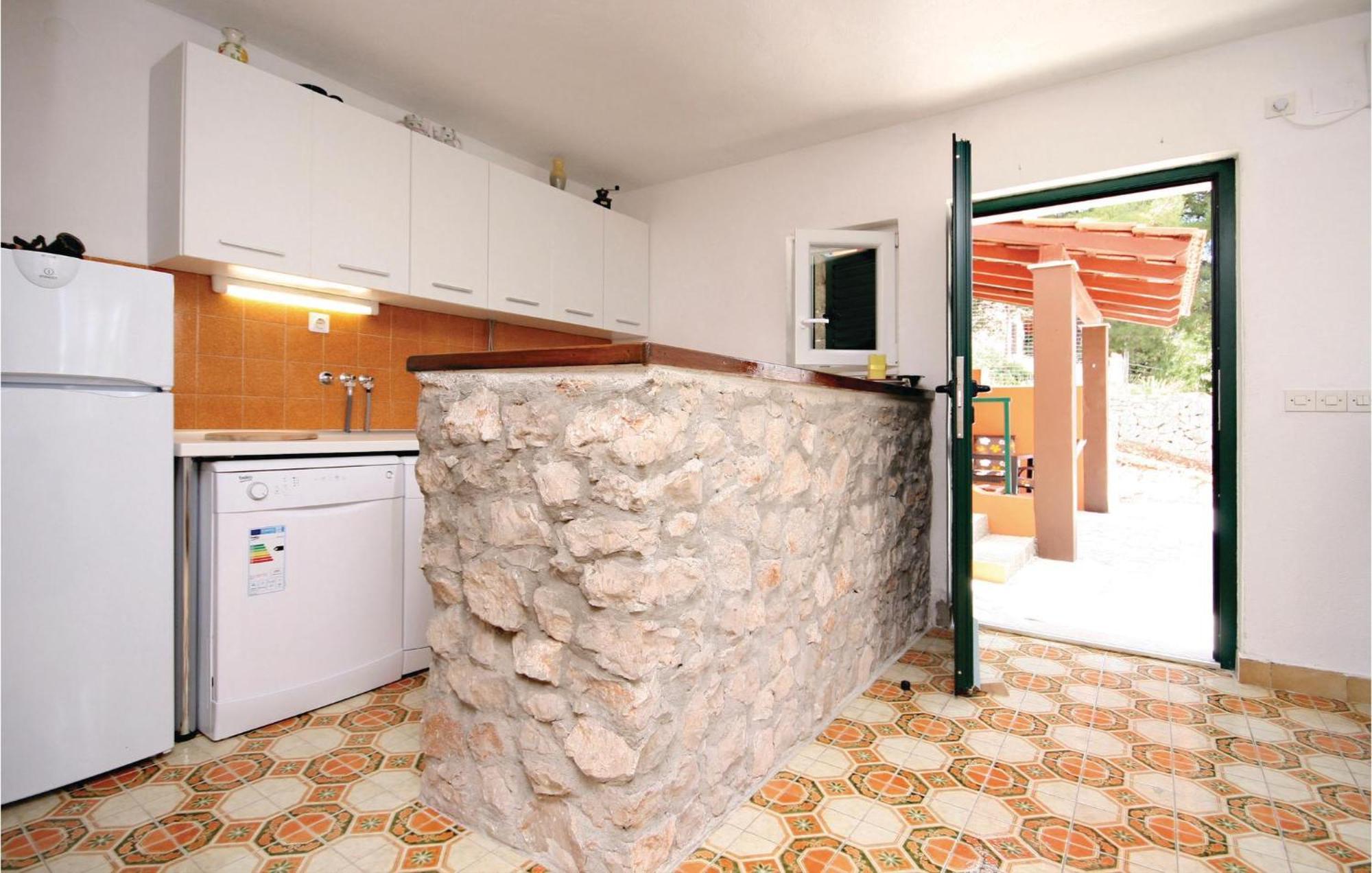 2 Bedroom Beautiful Home In Sparadici Grebaštica Zewnętrze zdjęcie