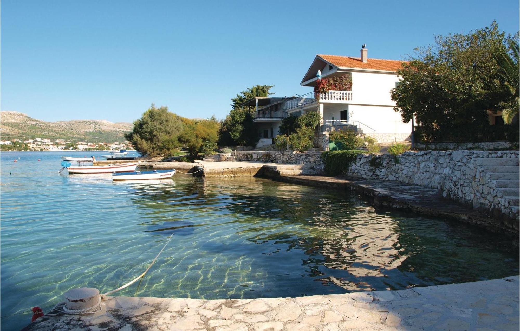 2 Bedroom Beautiful Home In Sparadici Grebaštica Zewnętrze zdjęcie